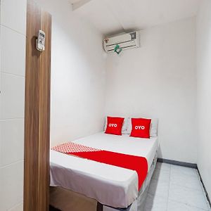 Standard Zimmer mit Kingsize-Bett